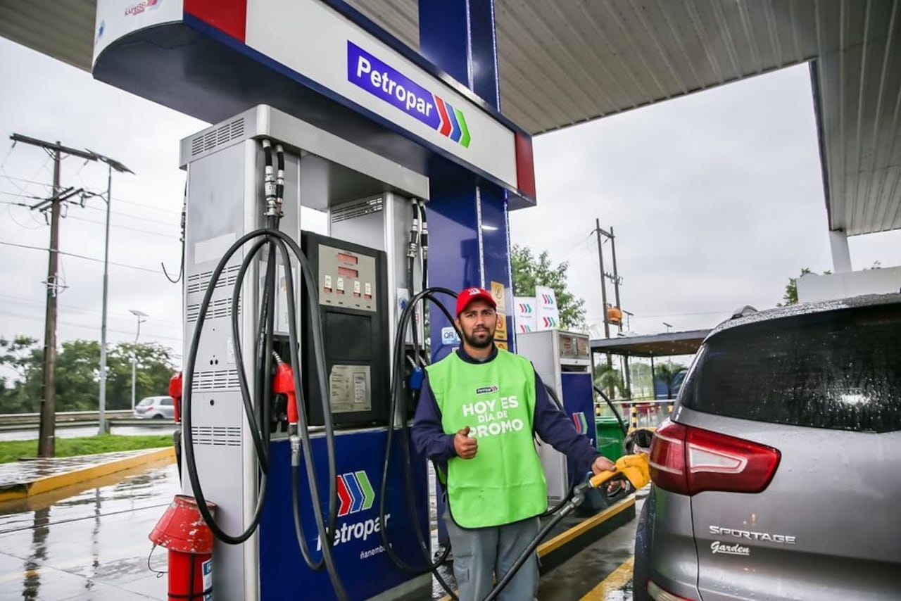 Para Dicapar, precio del combustible debe seguir subiendo. Foto: Petropar