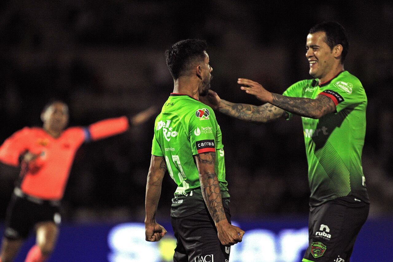 Mendieta marcó un golazo de chilena. Foto: Twitter
