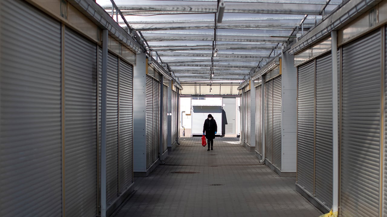 Letonia, el primer país de Europa en reimponer el confinamiento por Covid. Foto: AP(Photo: Mindaugas Kulbis)
