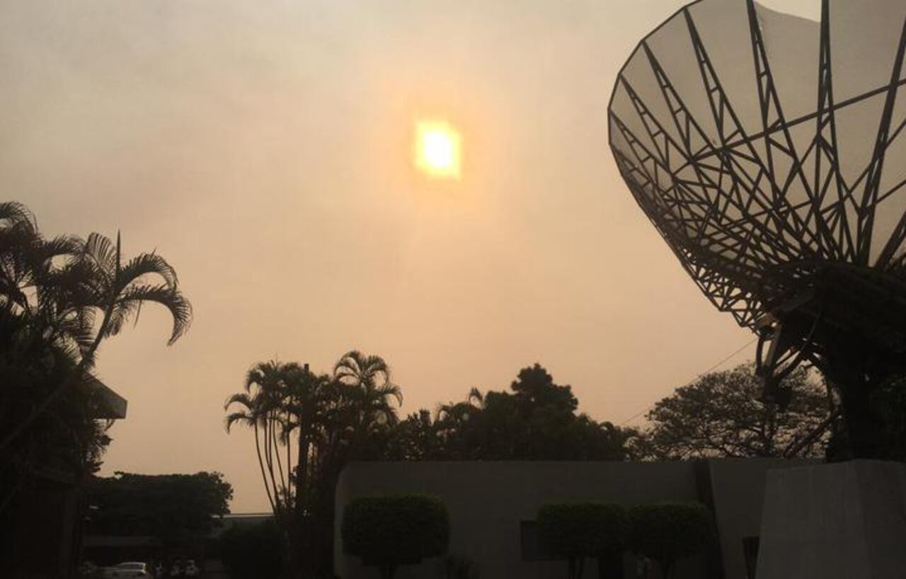 Densas cantidades de humo en el ambiente | Foto: Trece