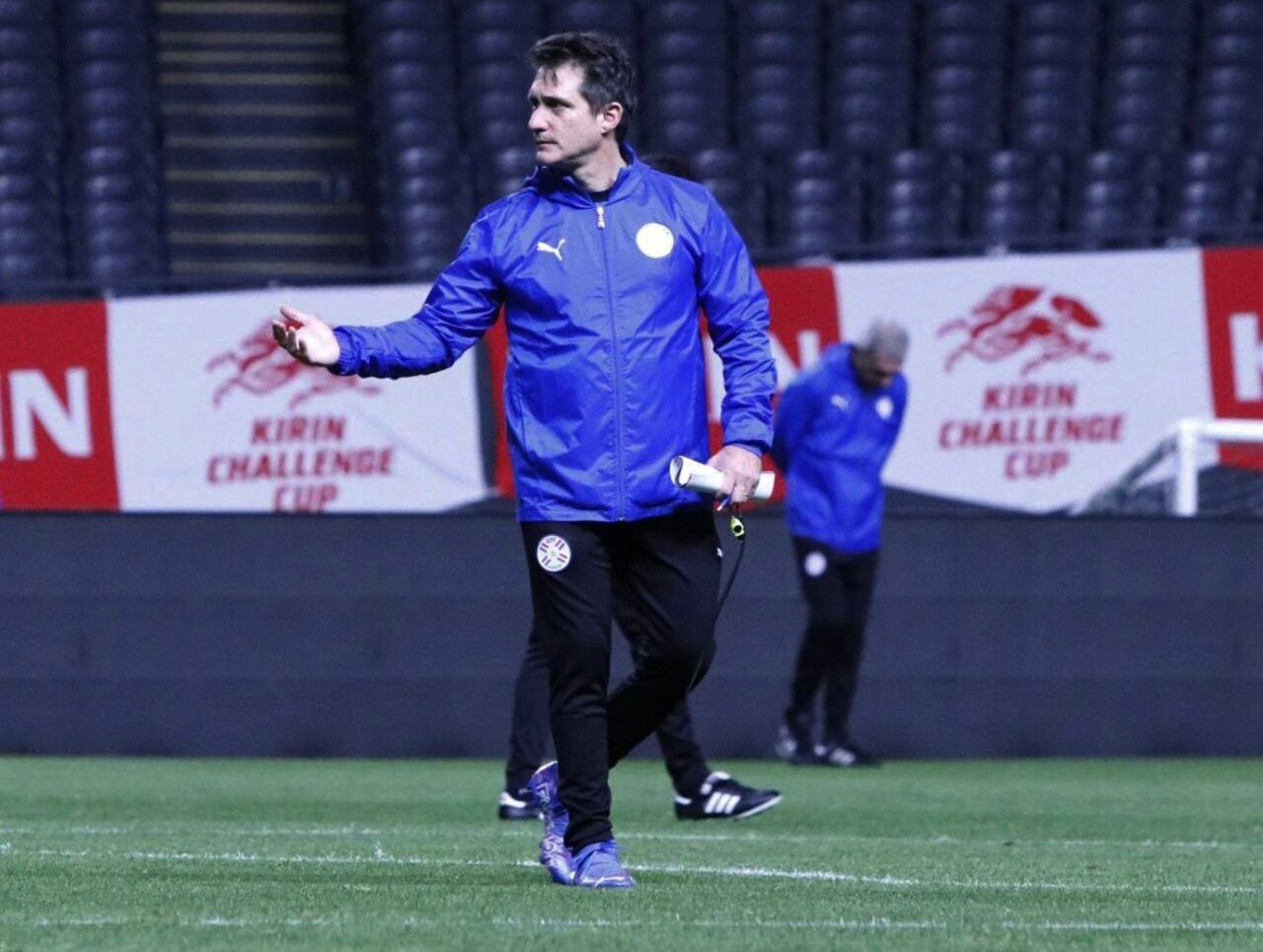 Guillermo Barros Schelotto, DT de la Albirroja. Foto: APF.