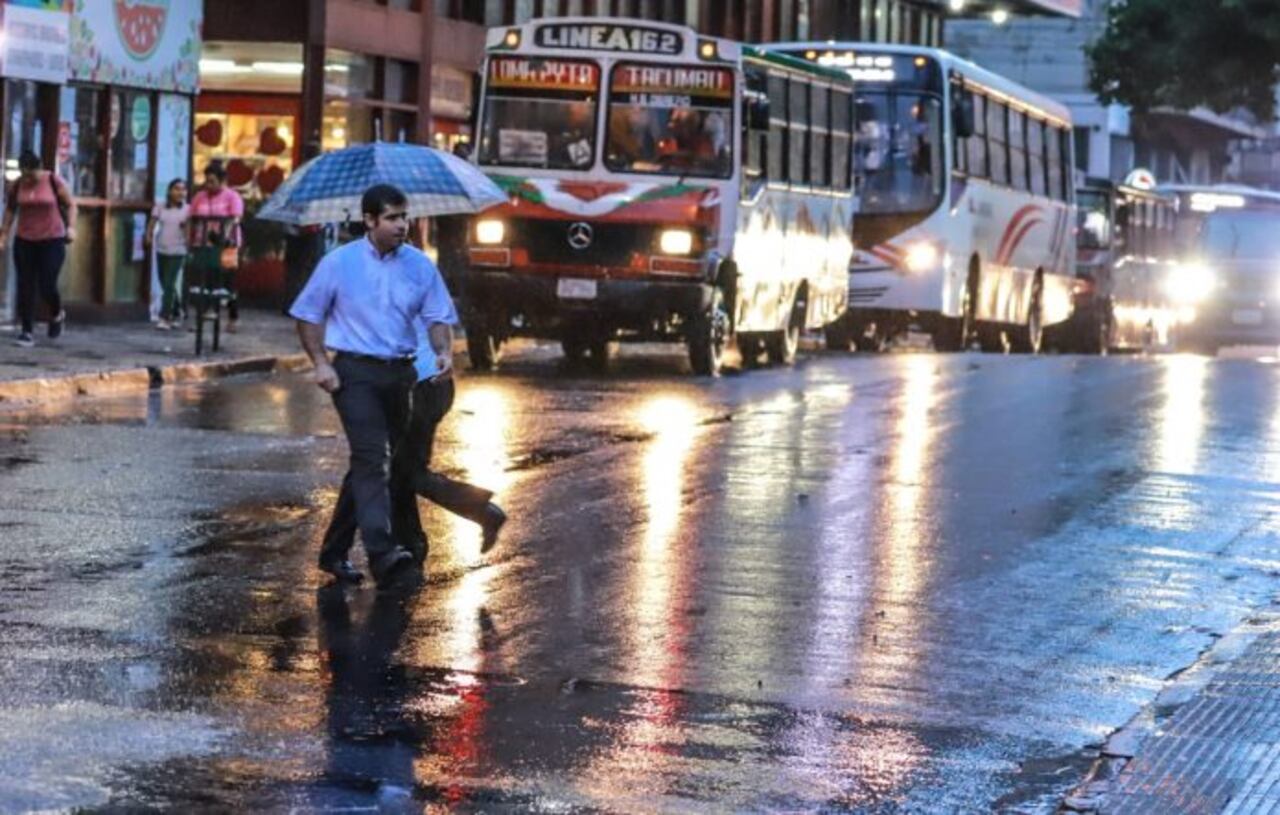 Recomendaciones de Salud para evitar tragedias en días de tormenta. Foto: IP