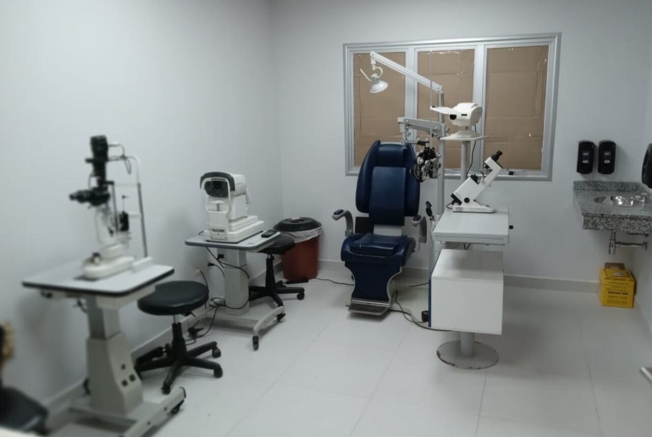 Además de contar con médicos especialistas, en los consultorios se podrá realizar refractometría computarizada. Foto: IPS.