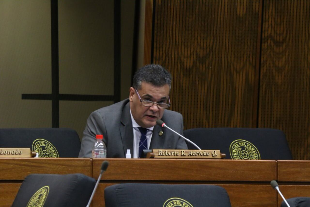 Fallece el diputado nacional, Robert Acevedo. Foto: Twitter.