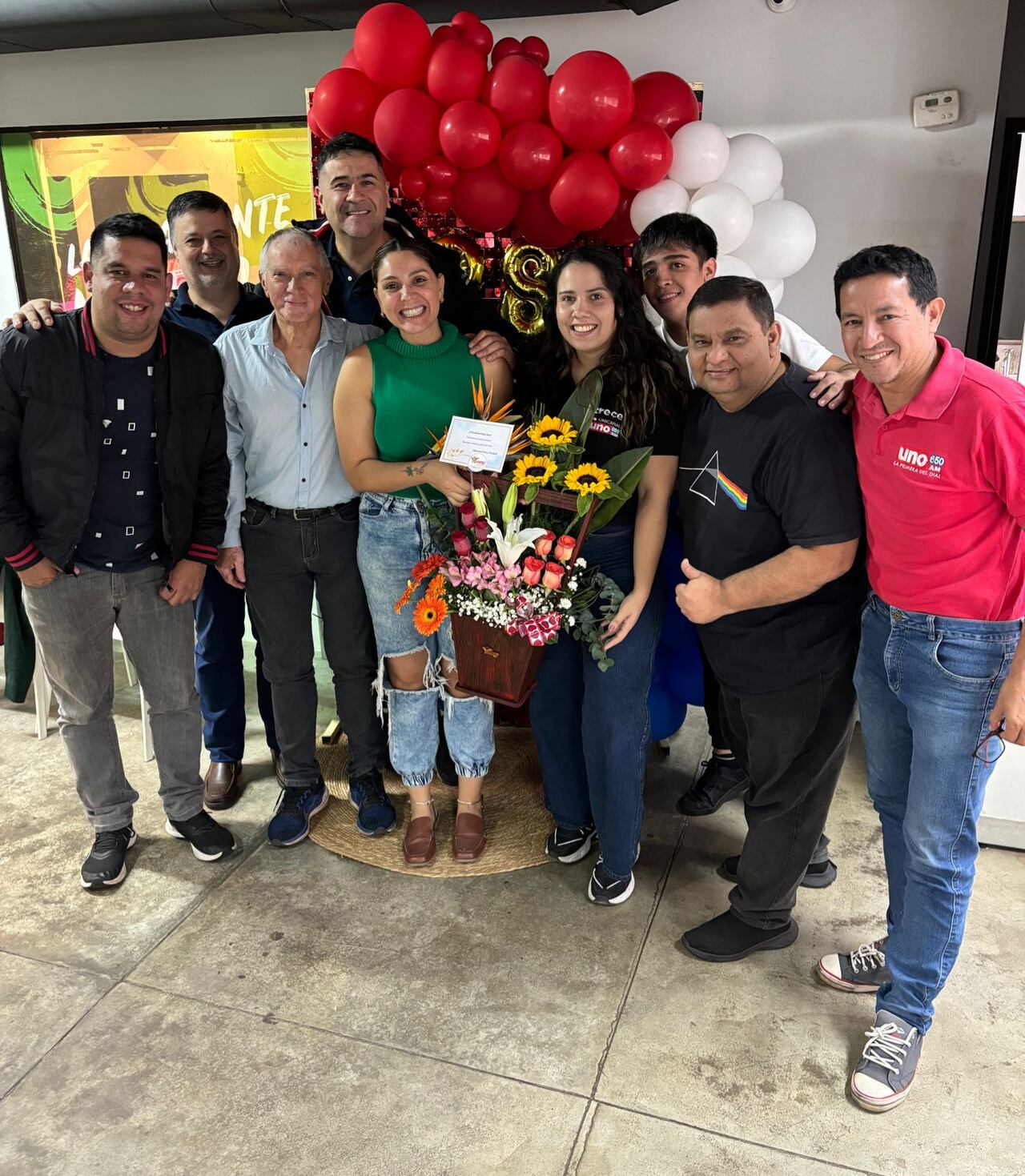 ¡RADIO UNO cumple hoy 28 años informando a todo el país! Foto: Gentileza
