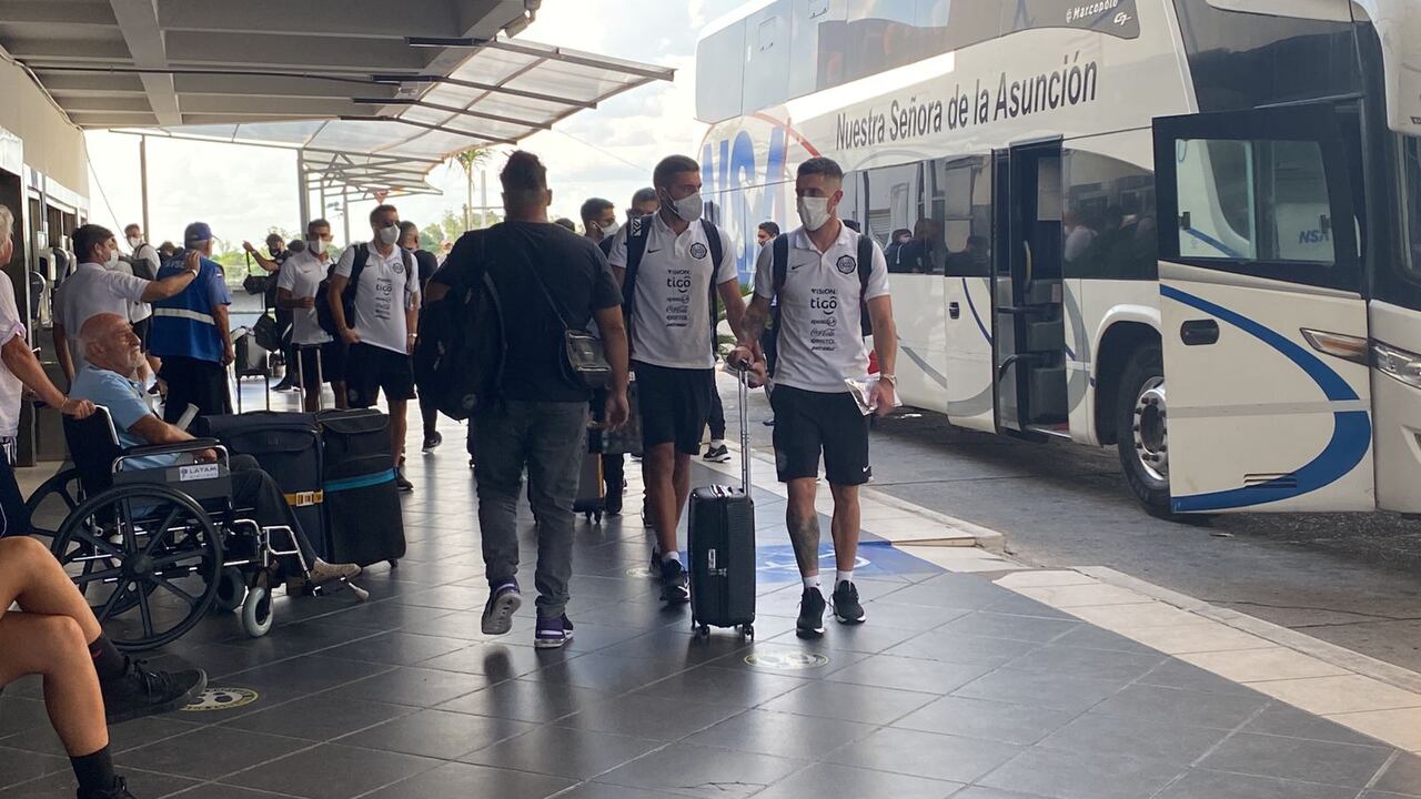 Olimpia viajó a Brasil para medir a Fluminense: “Buscamos la gloria”, dijo Cardona. Foto: Kevin Ledezma