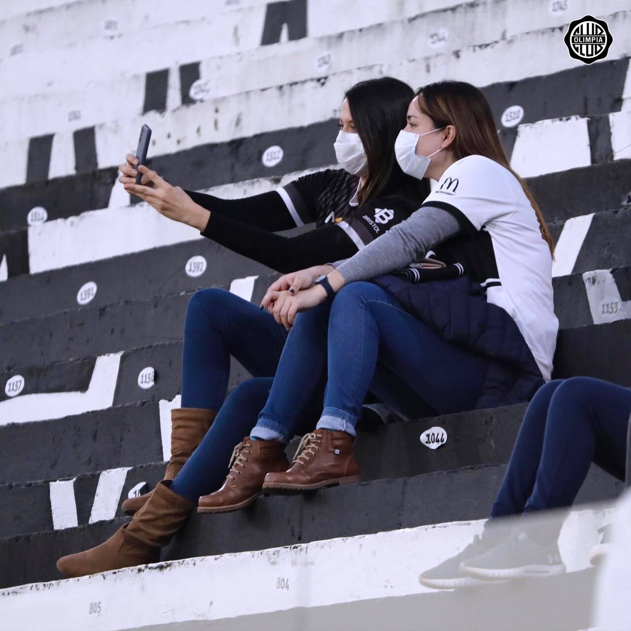 La APF habilitó el registro para generar el carnet digital del hincha seguro. Foto: Olimpia