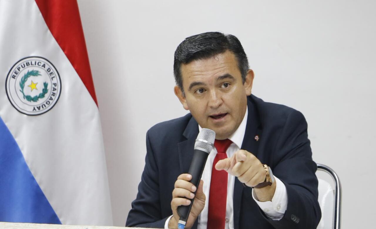 Petta adelantó que se trabaja en un nuevo decreto al respecto.