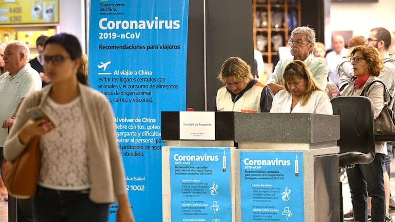 Primer caso habría llegado de Europa. Foto: Infobae/Gustavo Gavotti