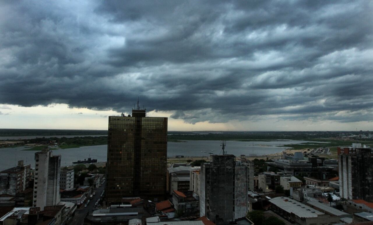 Probabilidad de tormentas eléctricas y lluvias intensas. Foto: Agencia IP.