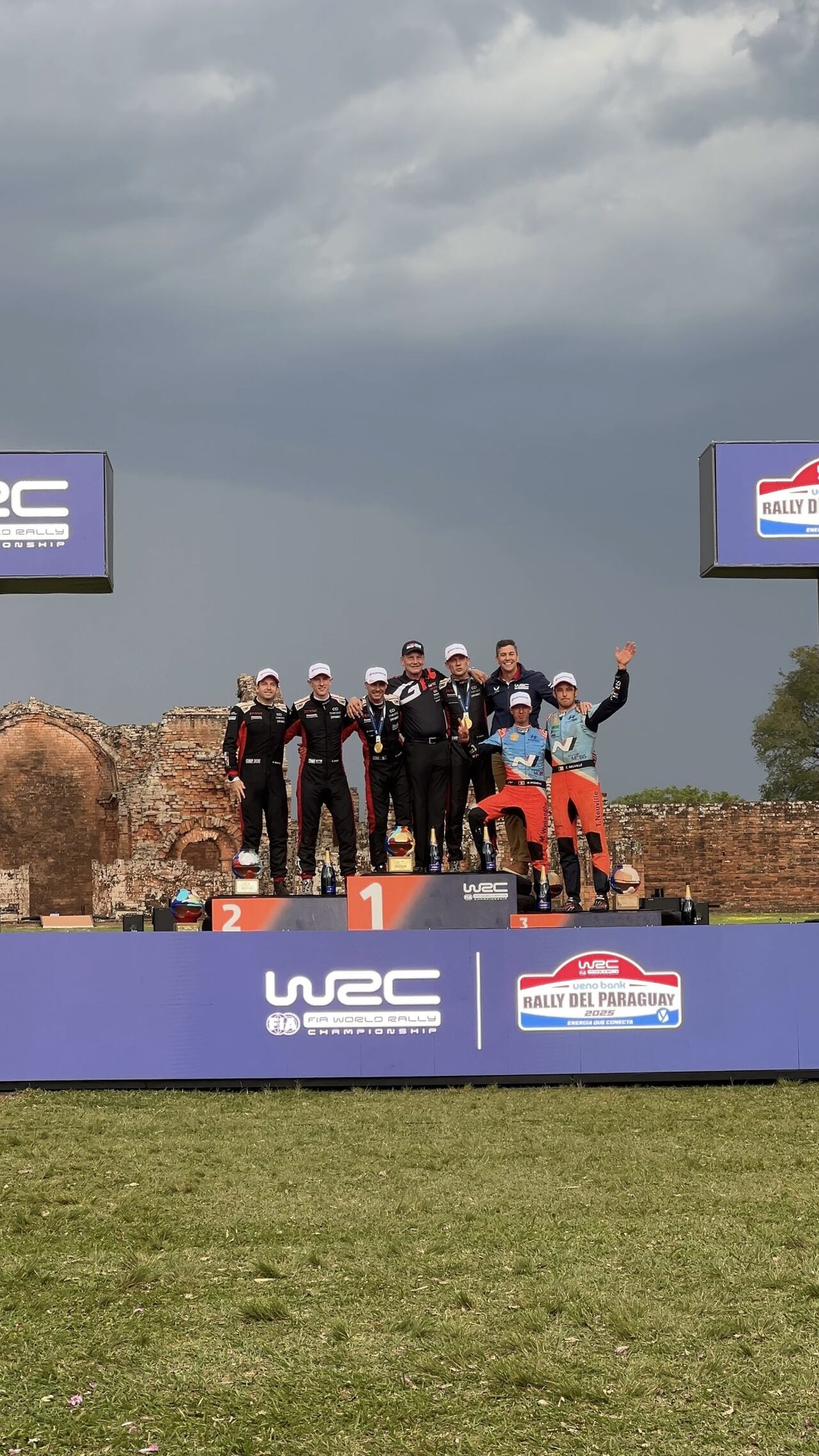 Sébastien Ogier se coronó campeón del WRC Rally Mundial. Foto: Trece