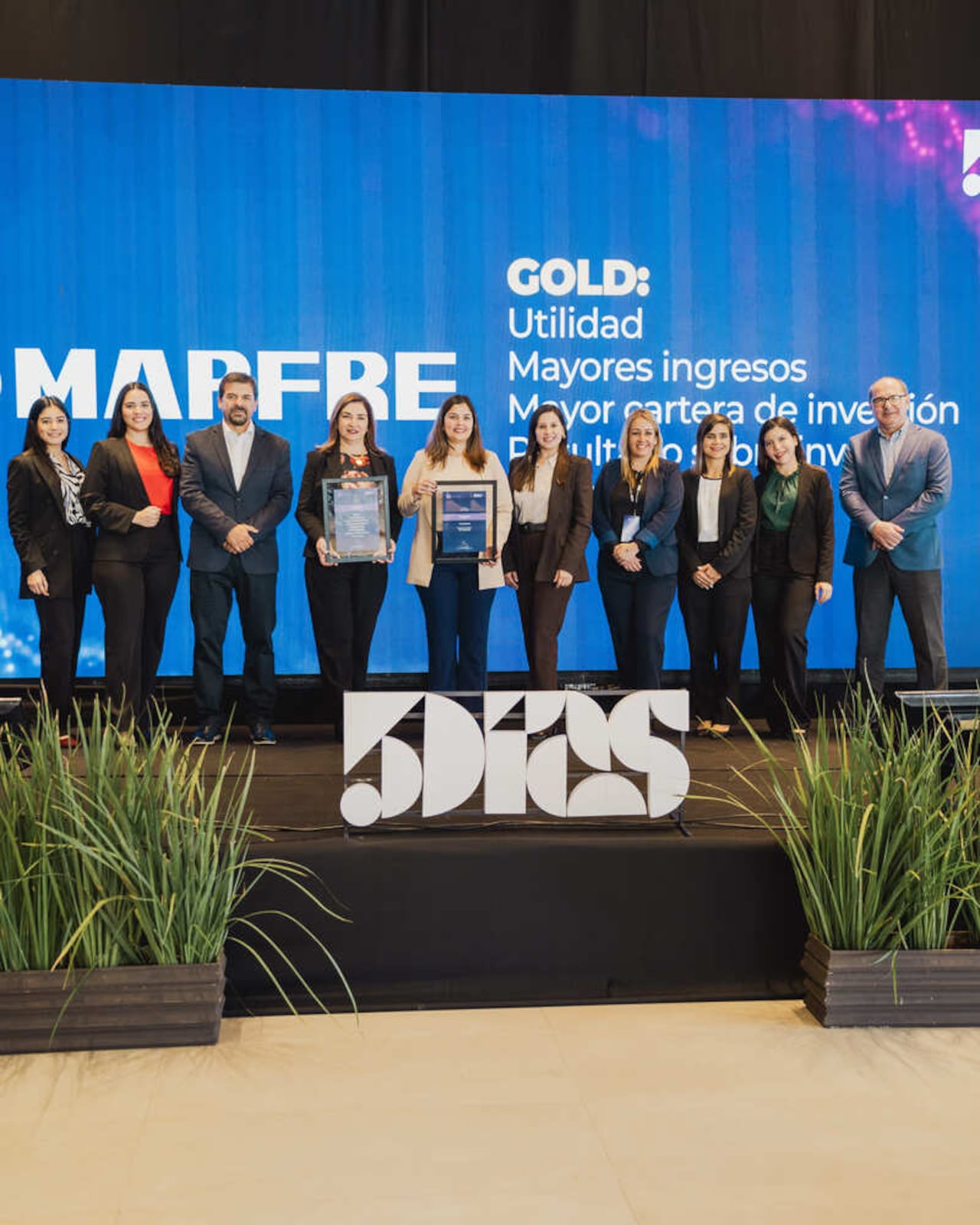 ¡MAPFRE recibe múltiples galardones en los Insurance Awards 2025! Foto: Gentileza