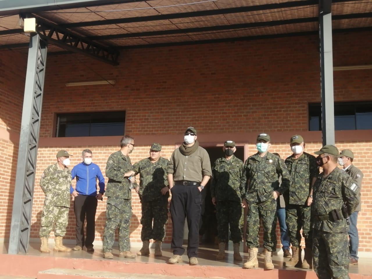 El presidente Mario Abdo se trasladó a la zona para acompañar el procedimiento. Foto: Gentileza.