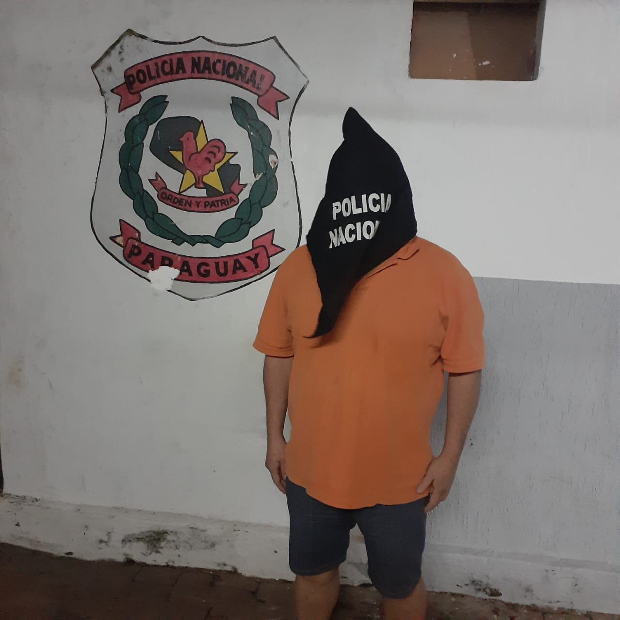 El hombre tenía en su contra una orden de captura por posesión y tráfico de drogas. Foto: Gentileza