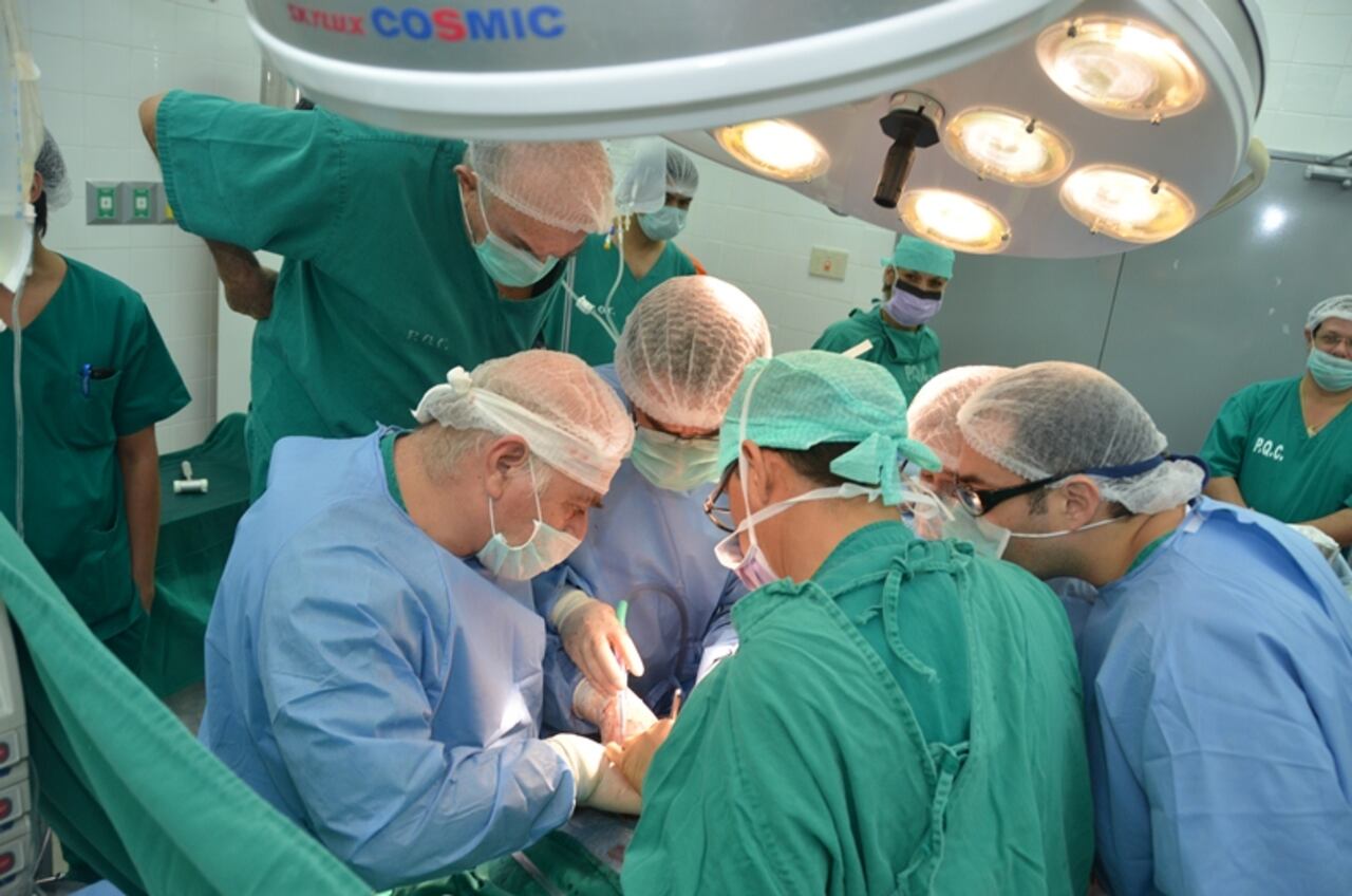 Foto referencial. Es el segundo trasplante realizado en el Hospital de Acosta Ñu desde el inicio de la pandemia | Foto: Agencia IP