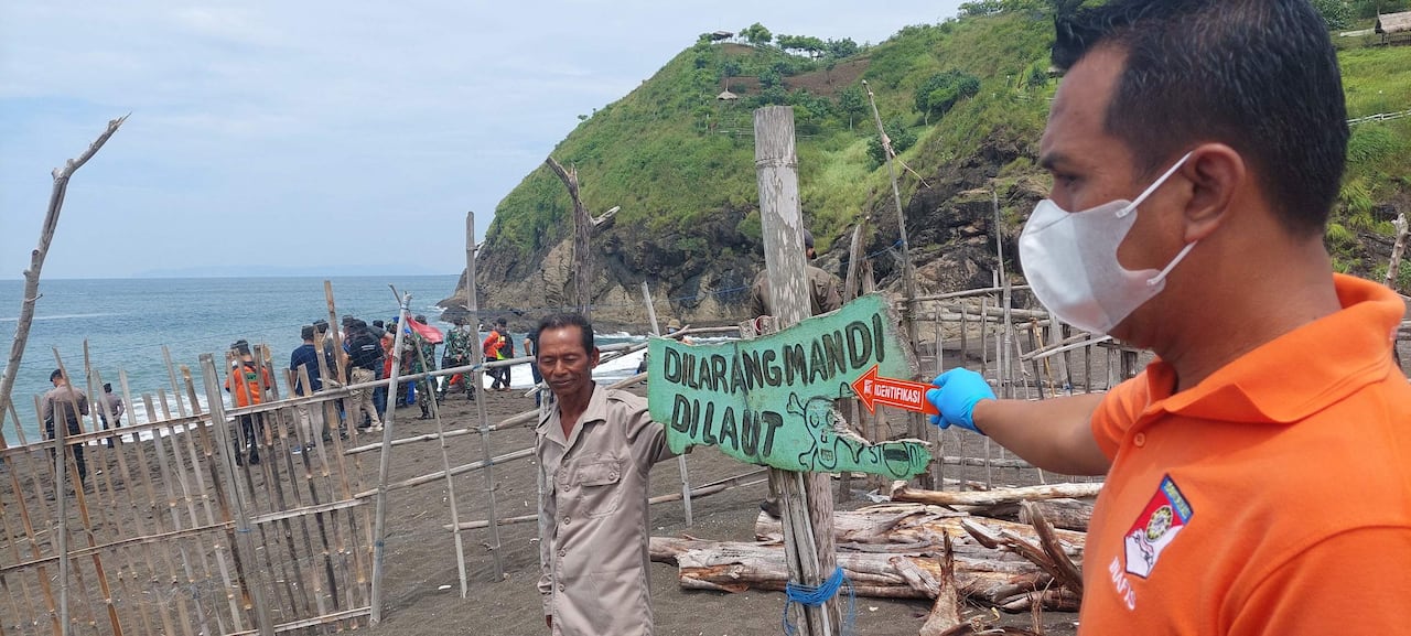 Indonesia: 11 personas murieron mientras meditaban en una playa- Fptp- AFP