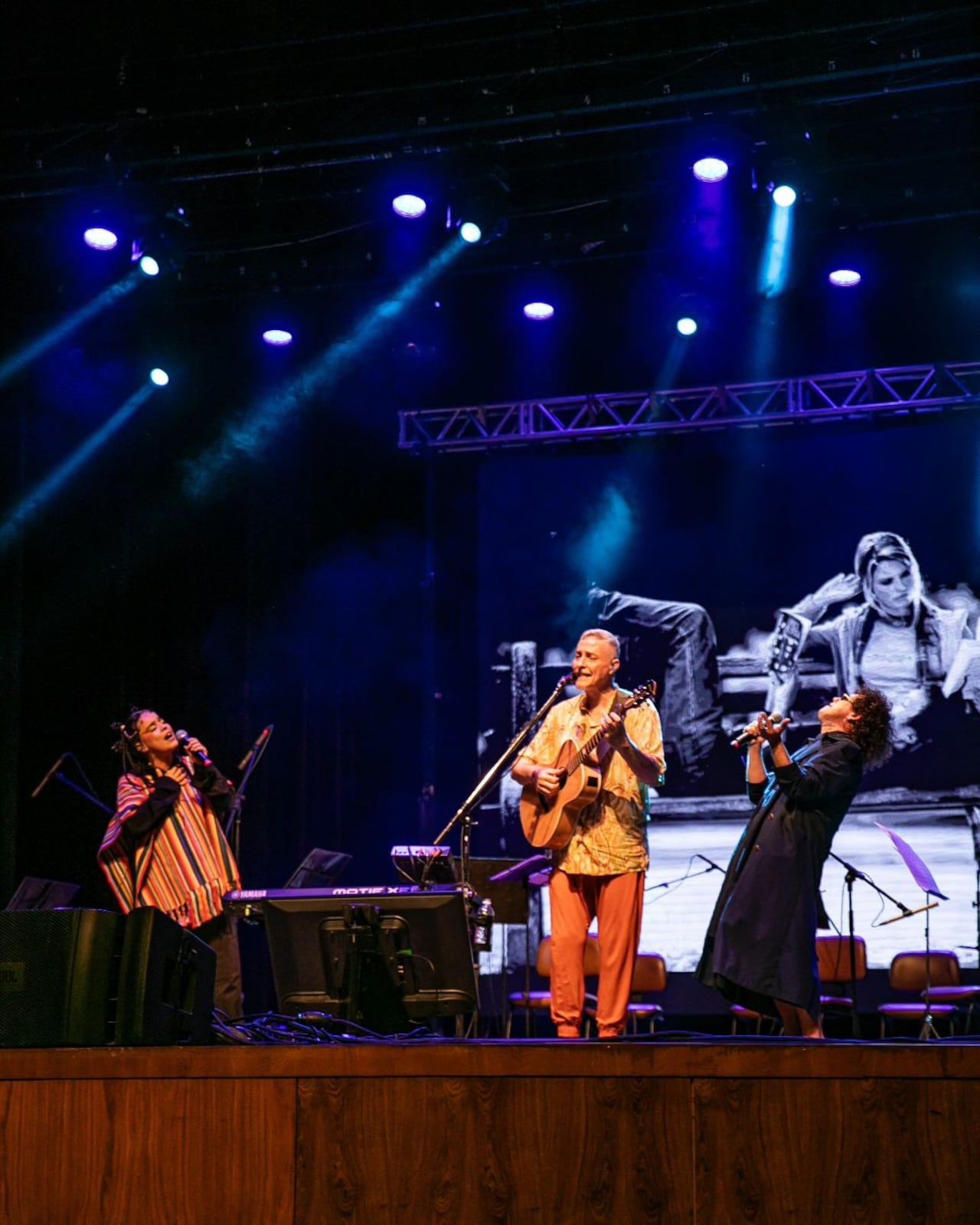 El show tuvo lugar en el teatro del Banco Central. Foto: Purahéi Soul