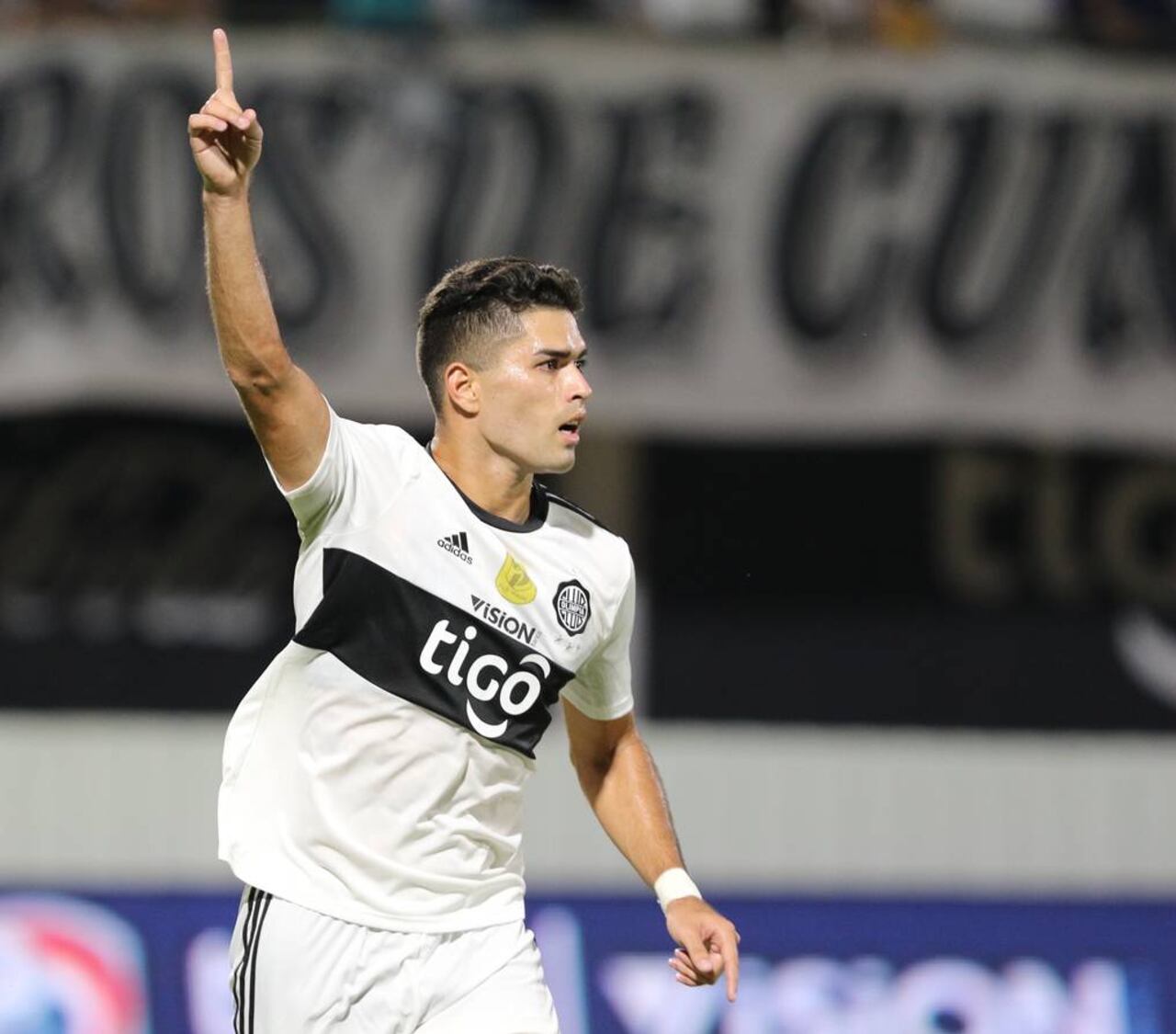 Brian Montenegro, actual jugador de Goianiense, cedido a préstamo por Olimpia. Foto: Olimpia.